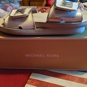 Michael kors slides